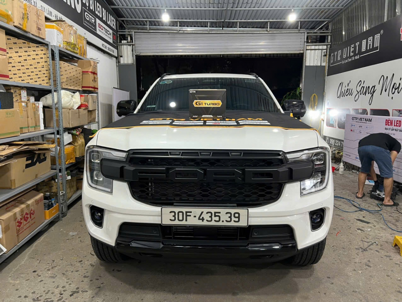 Độ đèn nâng cấp ánh sáng Bi GTR G1 Turbo cho xe Ford Everest